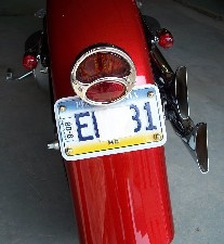 Gives you Fatboy a more nostalgic look, without drilling any holes in your stock fender.